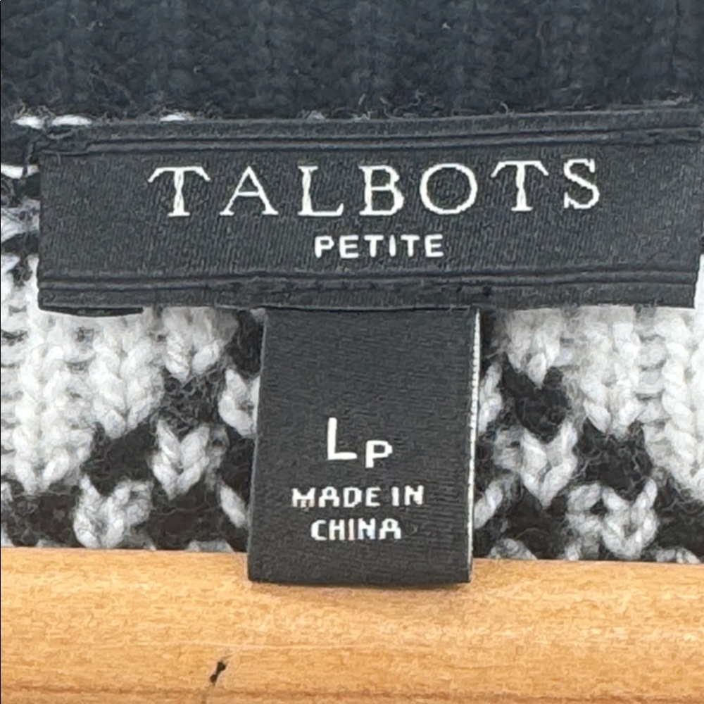 Talbots Snowflake Fair Isle Cardigan Black & White Size Large Petite - Picture 4 of 8
